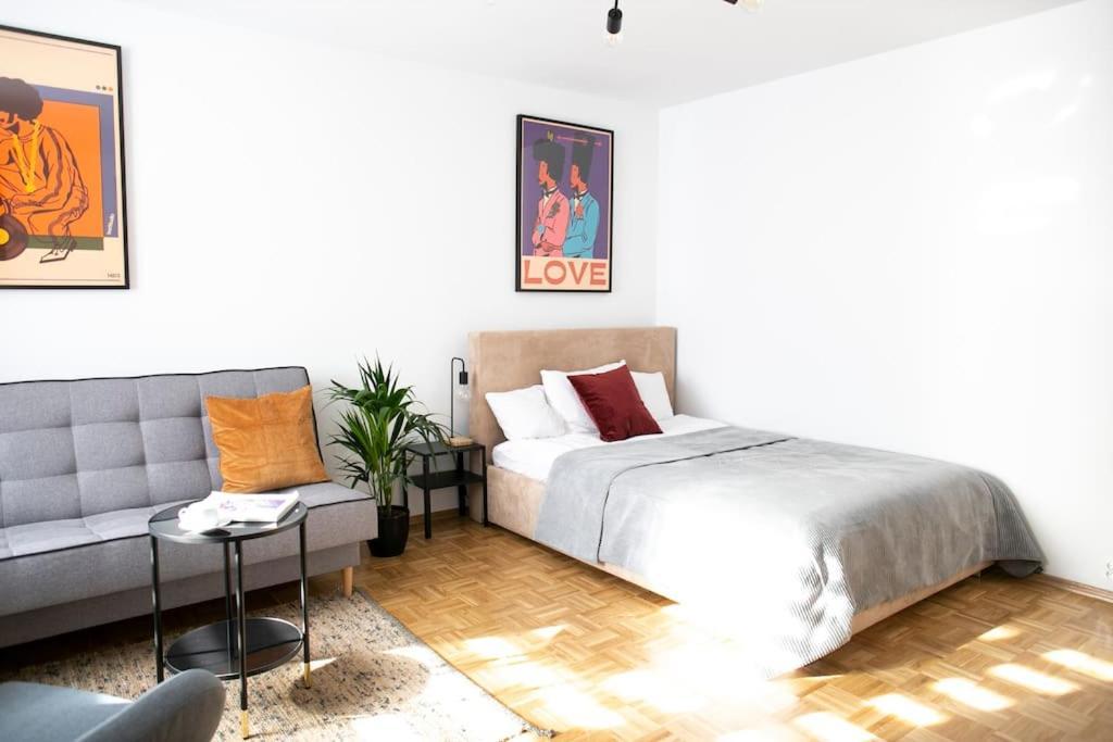 Oomph Warsaw Center Well Designed Apartment With Balcony Εξωτερικό φωτογραφία